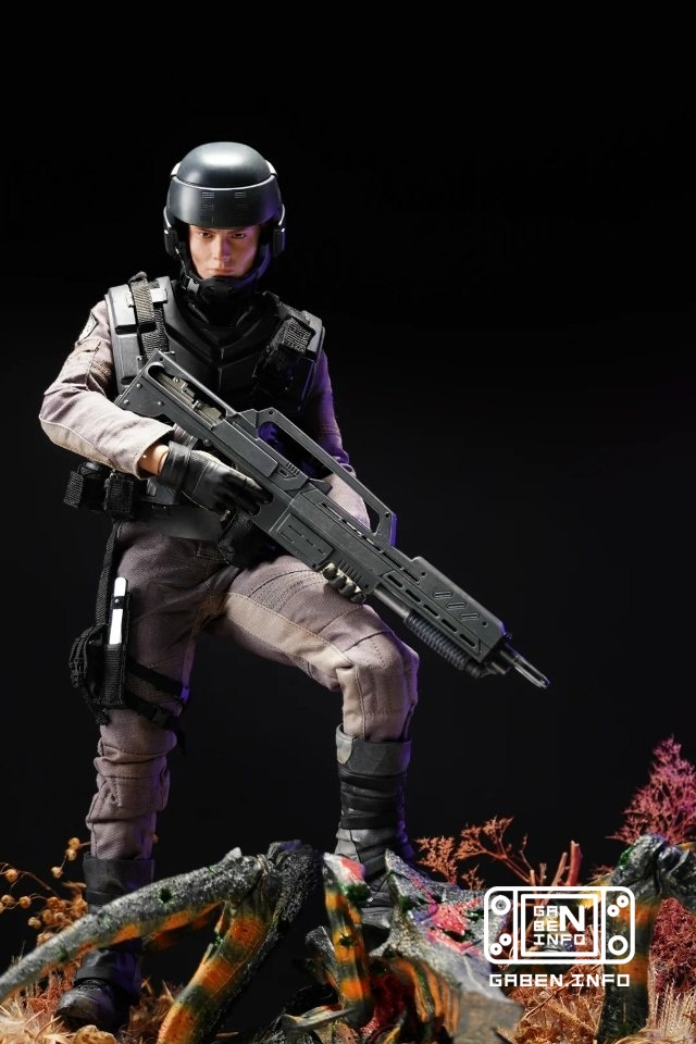 Johnny Rico 1/6 scale figure from the cult film "Starship Troopers" (1997)