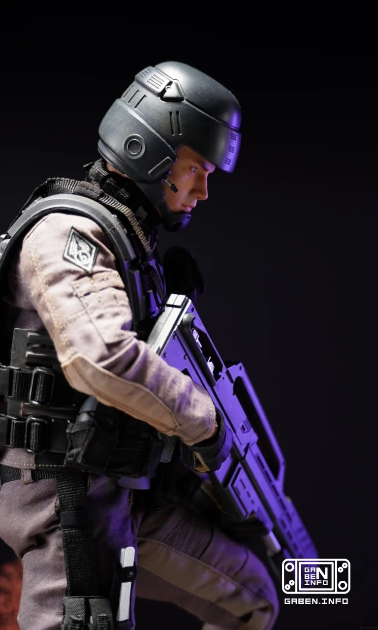 Johnny Rico 1/6 scale figure from the cult film "Starship Troopers" (1997)