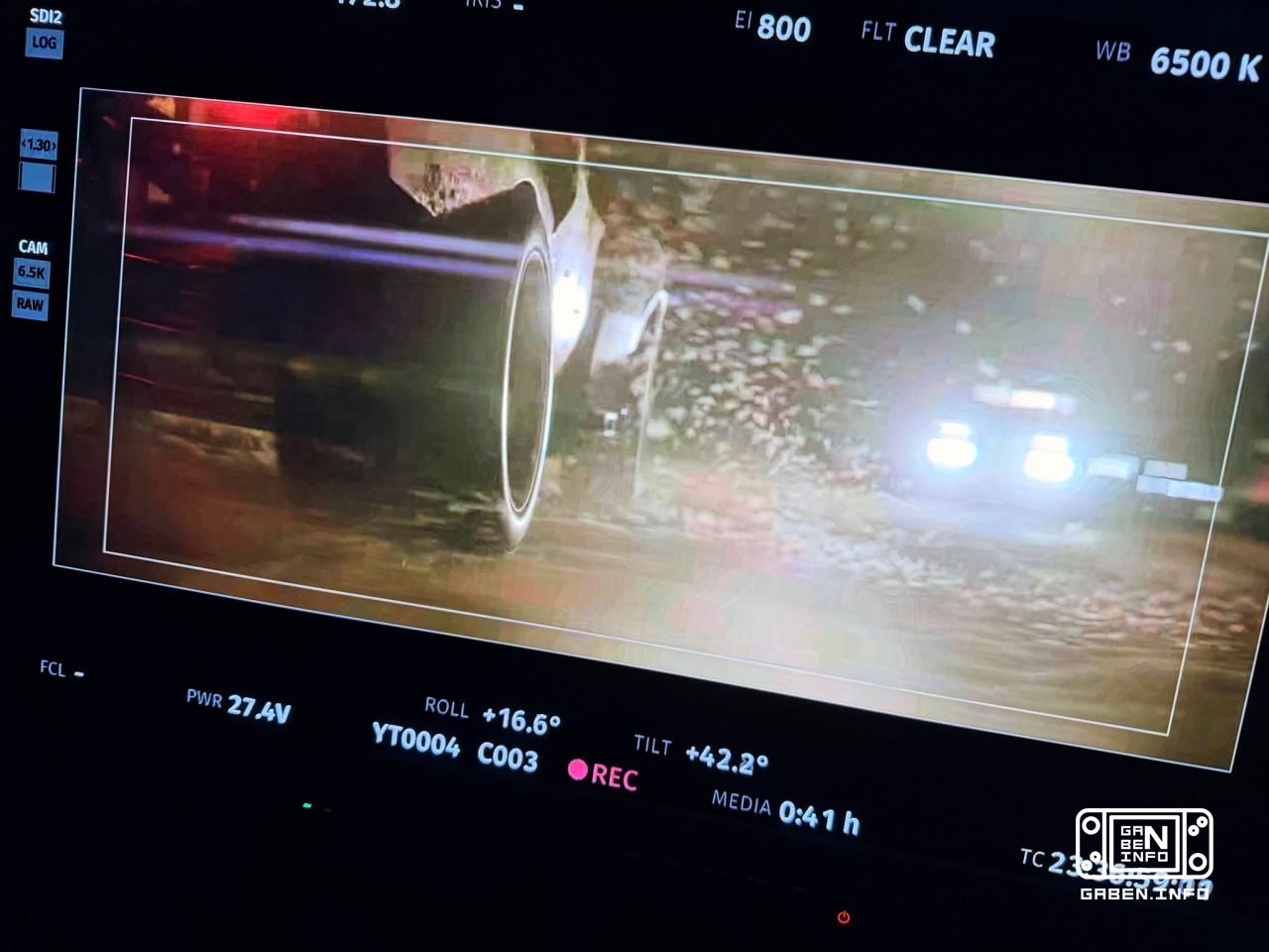 Matt Reeves conducted a camera test for the Batman sequel and finally confirmed that the film will take place in winter....