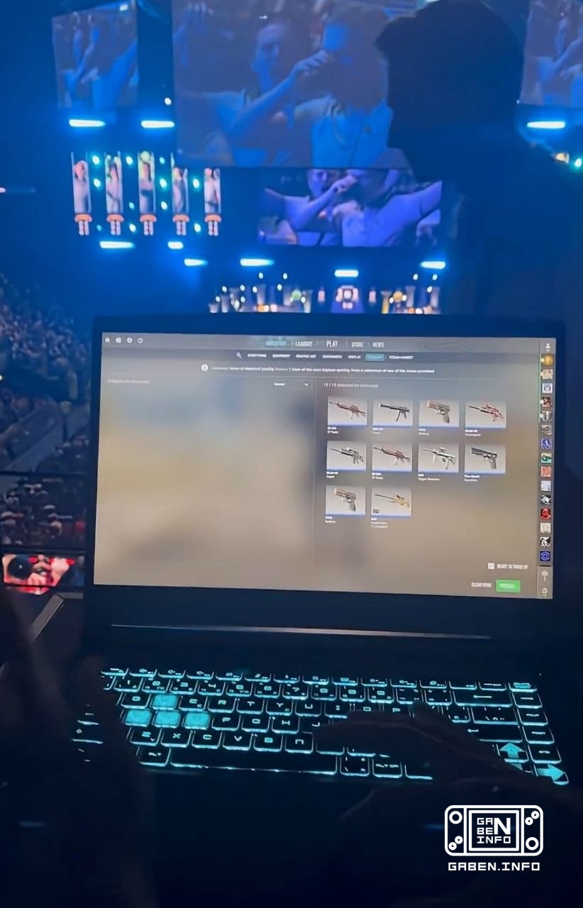 LE PLUS PROPRE AU MONDE Deagle Blaze conçu en CS2 majeur Les opérateurs ont arrêté de filmer les engins et les ouverture...