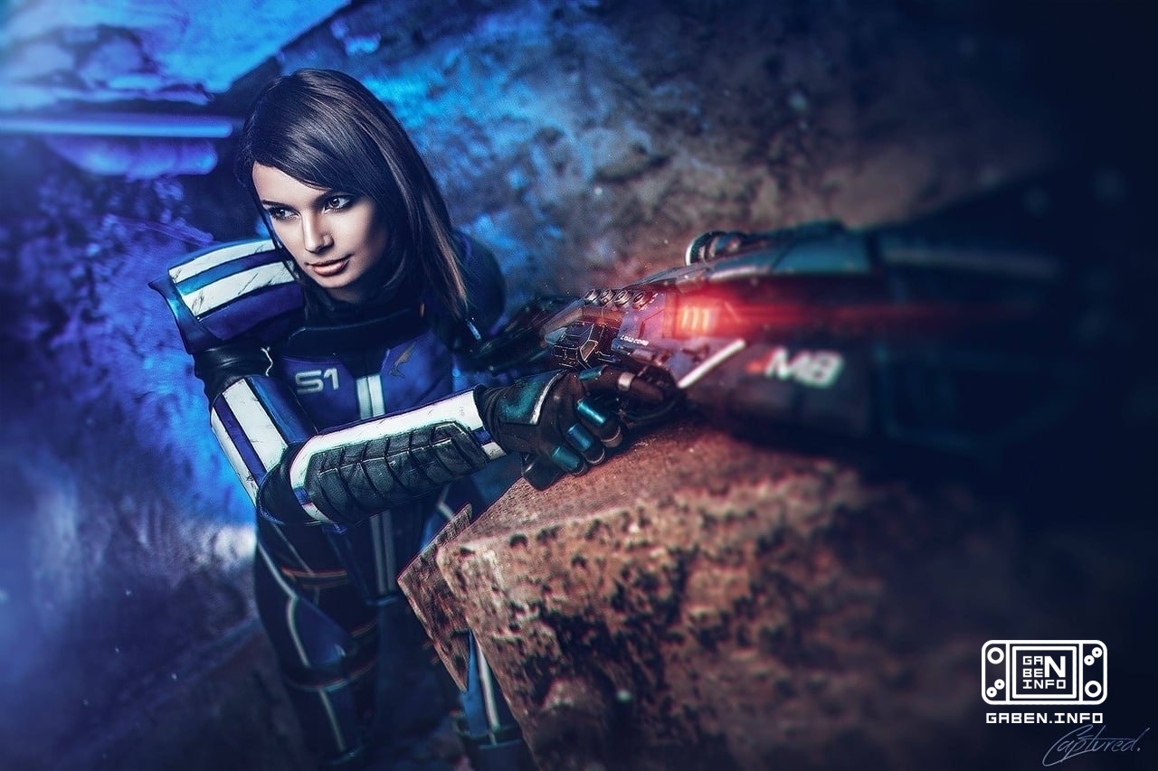 Косплей на персонажей из Mass Effect🤗 Капитан Шепард - Lady Melamori; Эшли Уильямс - Shiaya; Миранда - Lada Lyumos; Касу...