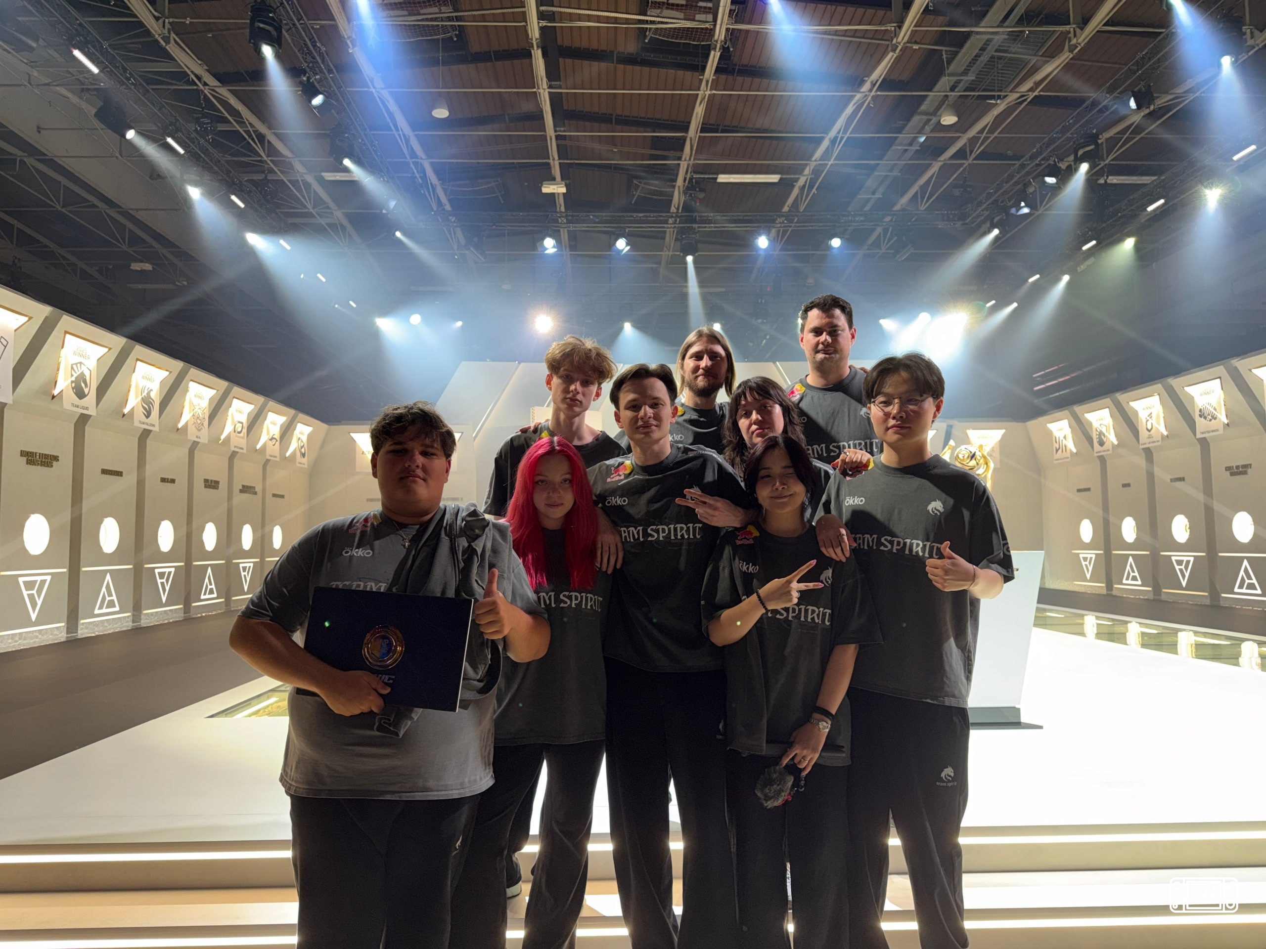 🐲Team Spirit стала чемпионом Esports World Cup 2026 по MLBB За первое место «Драконы» залутали миллион долларов. Второе ...