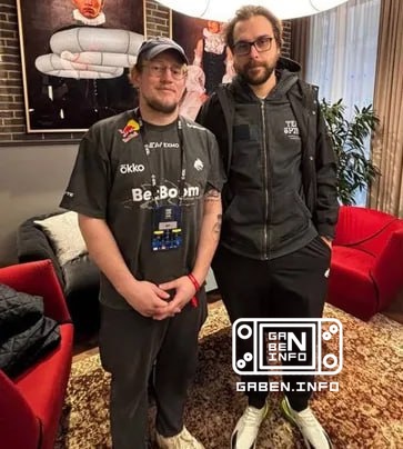 The Spirit coach gave the fan a bronze medal for IEM KRAKOW 2026. Quote from Evgeniy, a fan who received a gift: I stood...