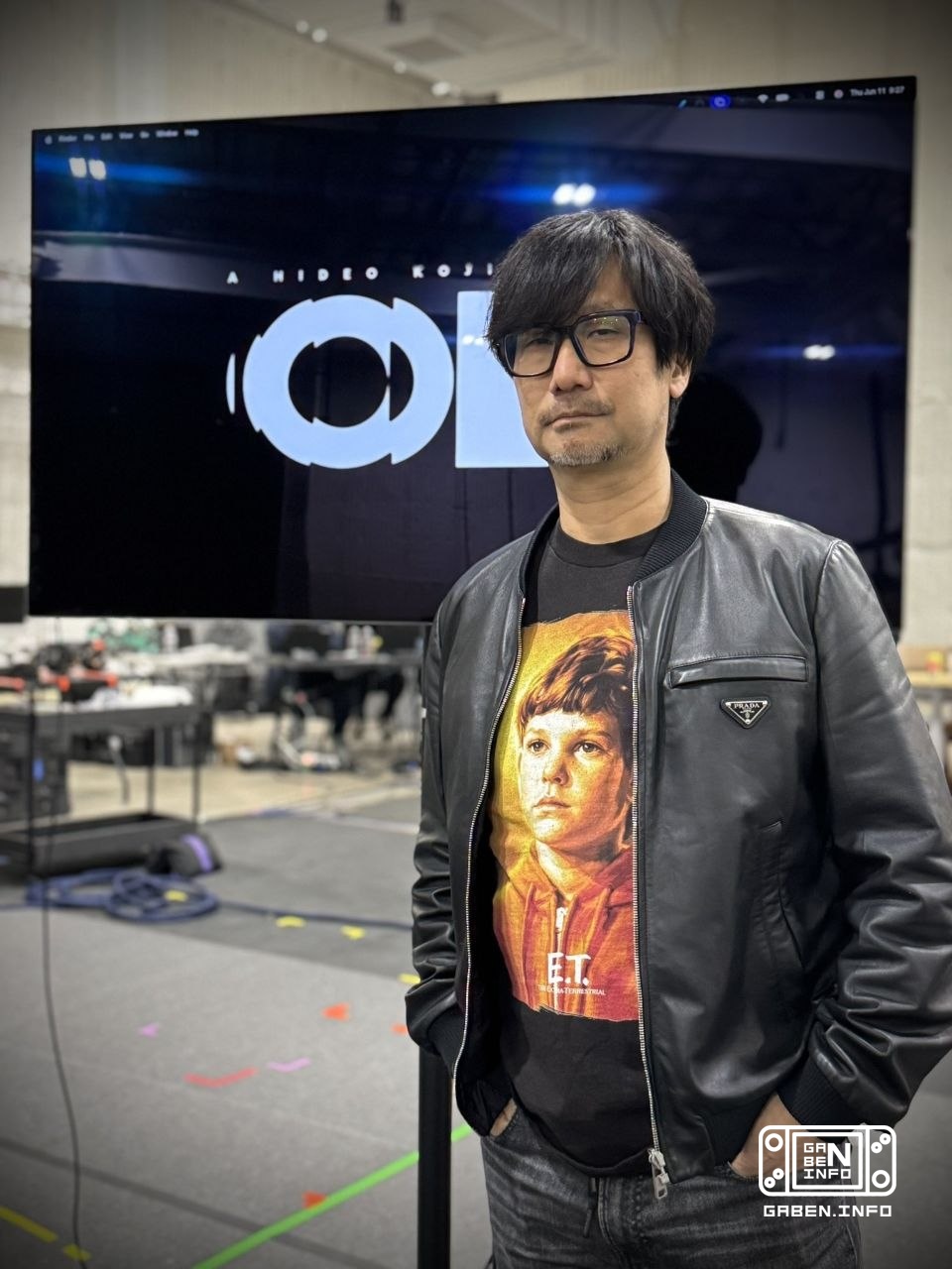 Kojima se tient devant son jeu OD (il ne travaille pas dessus) Rappelons que P.T. 2 devrait sortir un jour !