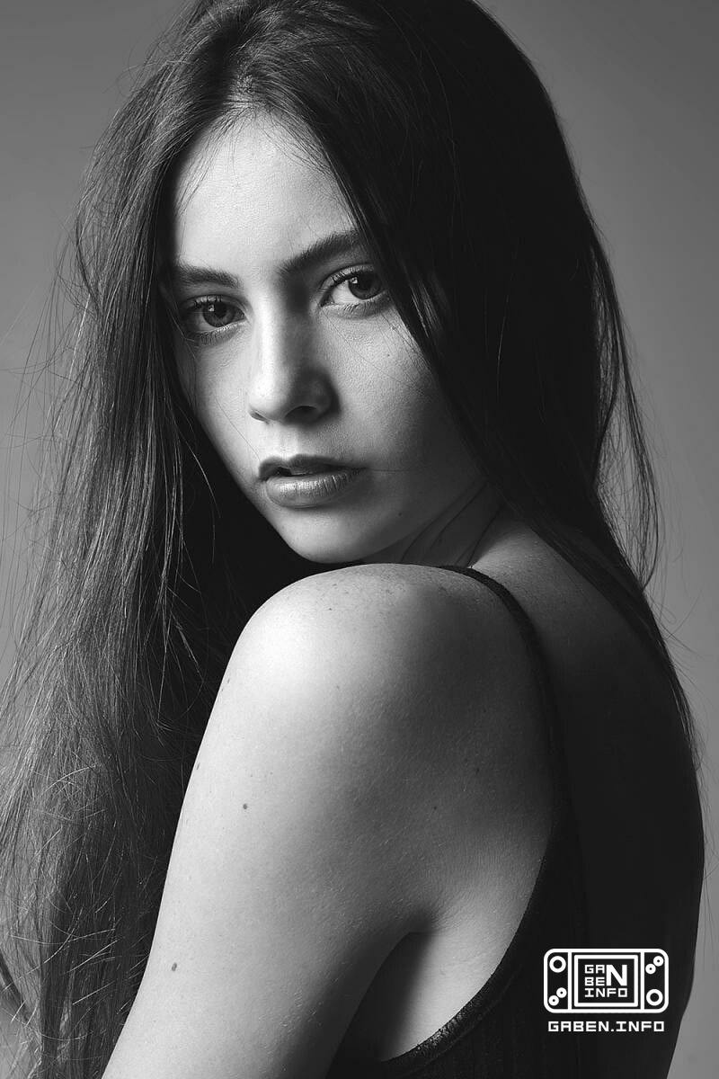 Модель Джордан МакЭвен, подарившая свою внешность Клэр Рэдфилд в играх по Resident Evil