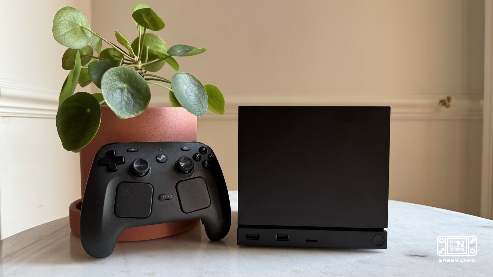 突发新闻：Steam Machine 500 GB 售价为 1049 美元，预订将于 6 月 25 日开始 2 TB 型号的售价为 1349 美元！