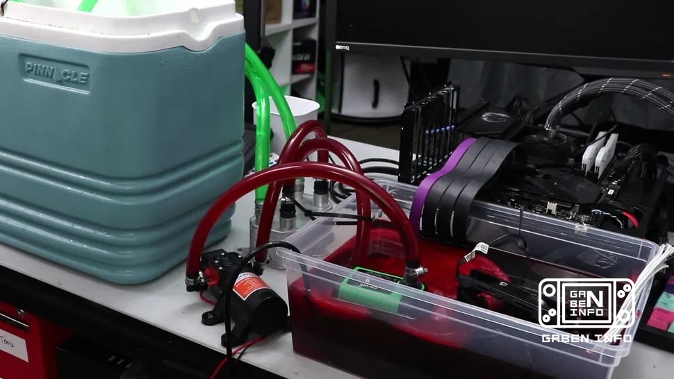 😮 A genius from Reddit cooled a video card with transmission fluid and set a world record The author immersed the GTX 10...