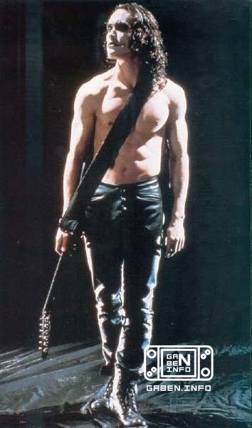 Промо к фильму "Ворон" (1994)
