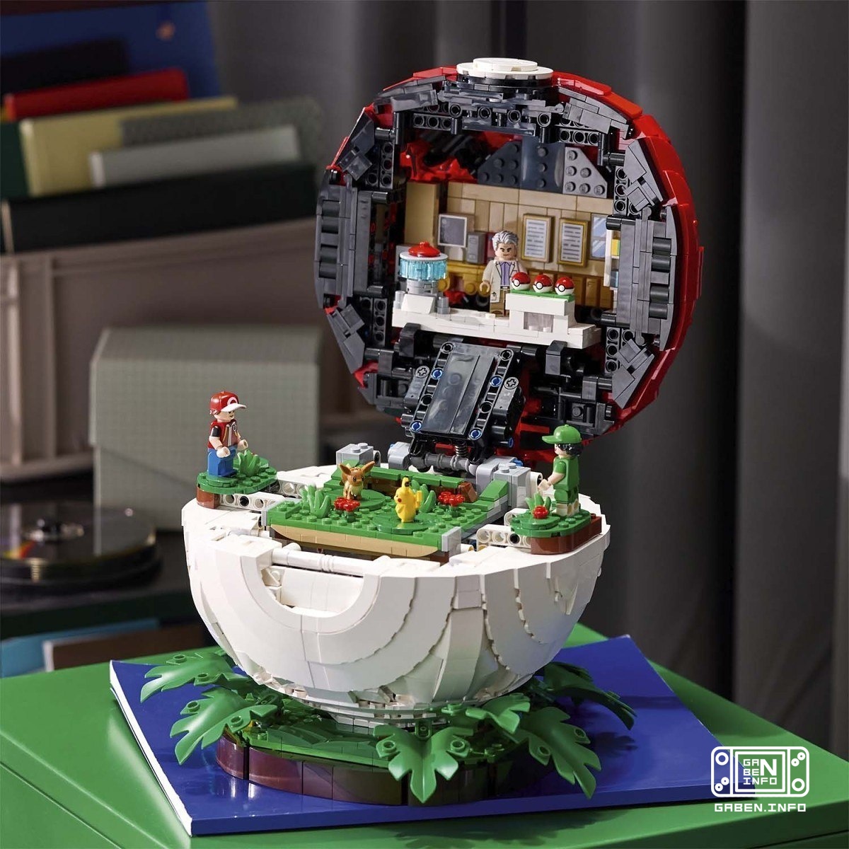 LEGO представила пять новых наборов по «Покемонам», которые поступят в продажу 1 октября. Среди комплектов оказался, нап...