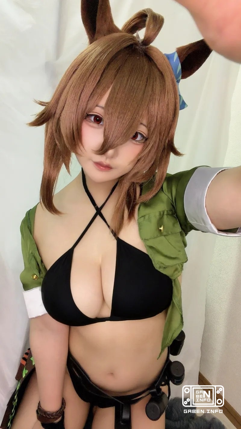 Literally horse cosplay...