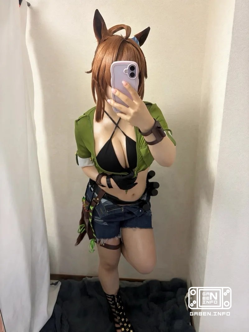 Literally horse cosplay...