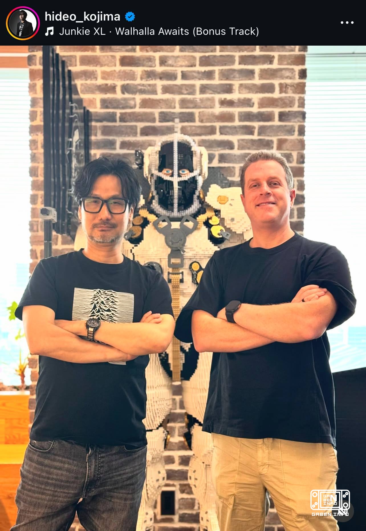 The president of video games met again with his Japanese friend. The strong friendship continues...The Expedition 33 inc...