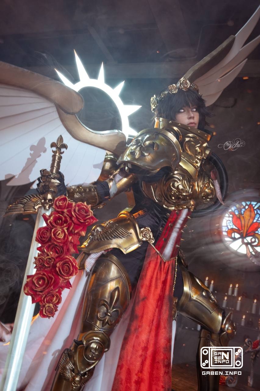 В рубрике косплея сегодня OICHI в образе Святой Селестины из Warhammer 40k