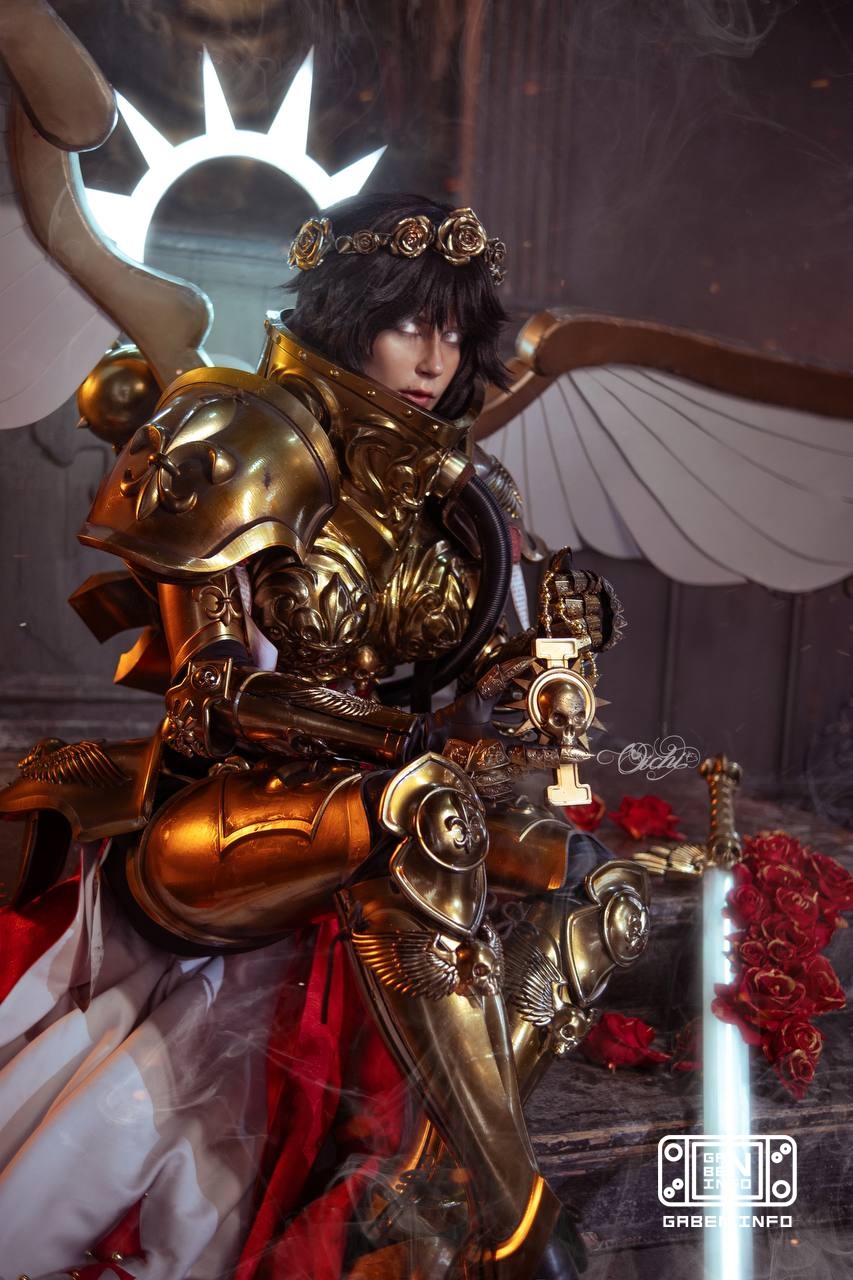 В рубрике косплея сегодня OICHI в образе Святой Селестины из Warhammer 40k