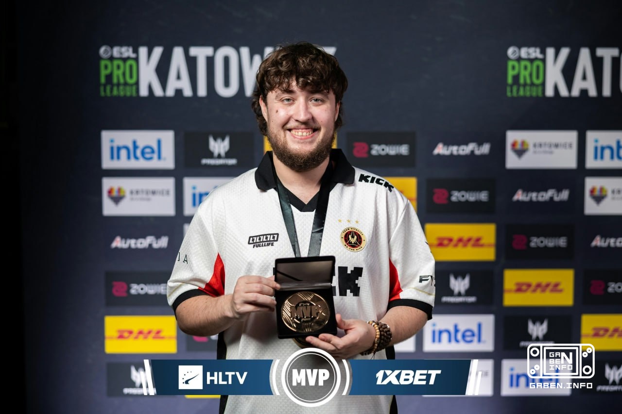 🥇 Анекдот: Медаль MVP видит ZywOo в тридцать четвертый раз за семь лет
