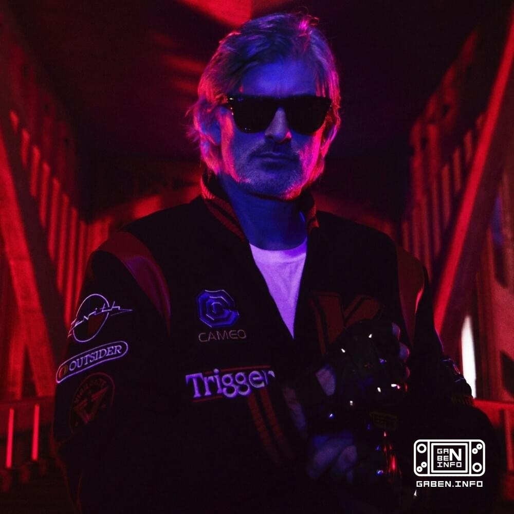 伝説のDJ、カビンスキーが死去した。彼は『Drive』の音楽で最もよく知られていますが、彼のトラックは『GTA IV』、『グランツーリスモ 5』、『ミッドナイト クラブ: ロサンゼルス』、『F1 22』、『ギャングスター ベガス』、『MLB...