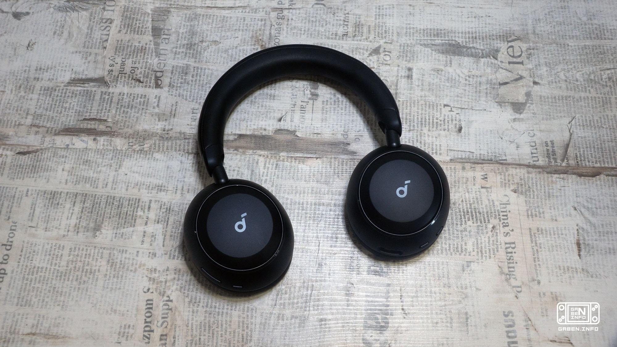 Anker Soundcore Space 2'nin fiyat segmenti, etkili ses bastırma, geniş ayarlama imkanları ve yüksek özerklik ile uyumlu ...