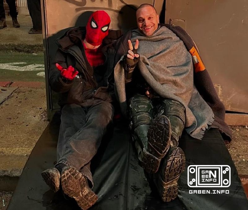 ❤️ Die Spinne und der Skorpione begrüßen Sie von der Aufnahme von Spider-Man: Neuer Tag Und sie wünschen sich, am Sonnta...