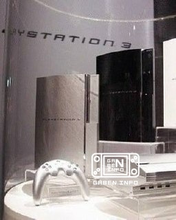 В 2005 году на выставке E3 компания Sony показала консоль PlayStation 3 вместе с прототипом контроллера, который вызвал ...