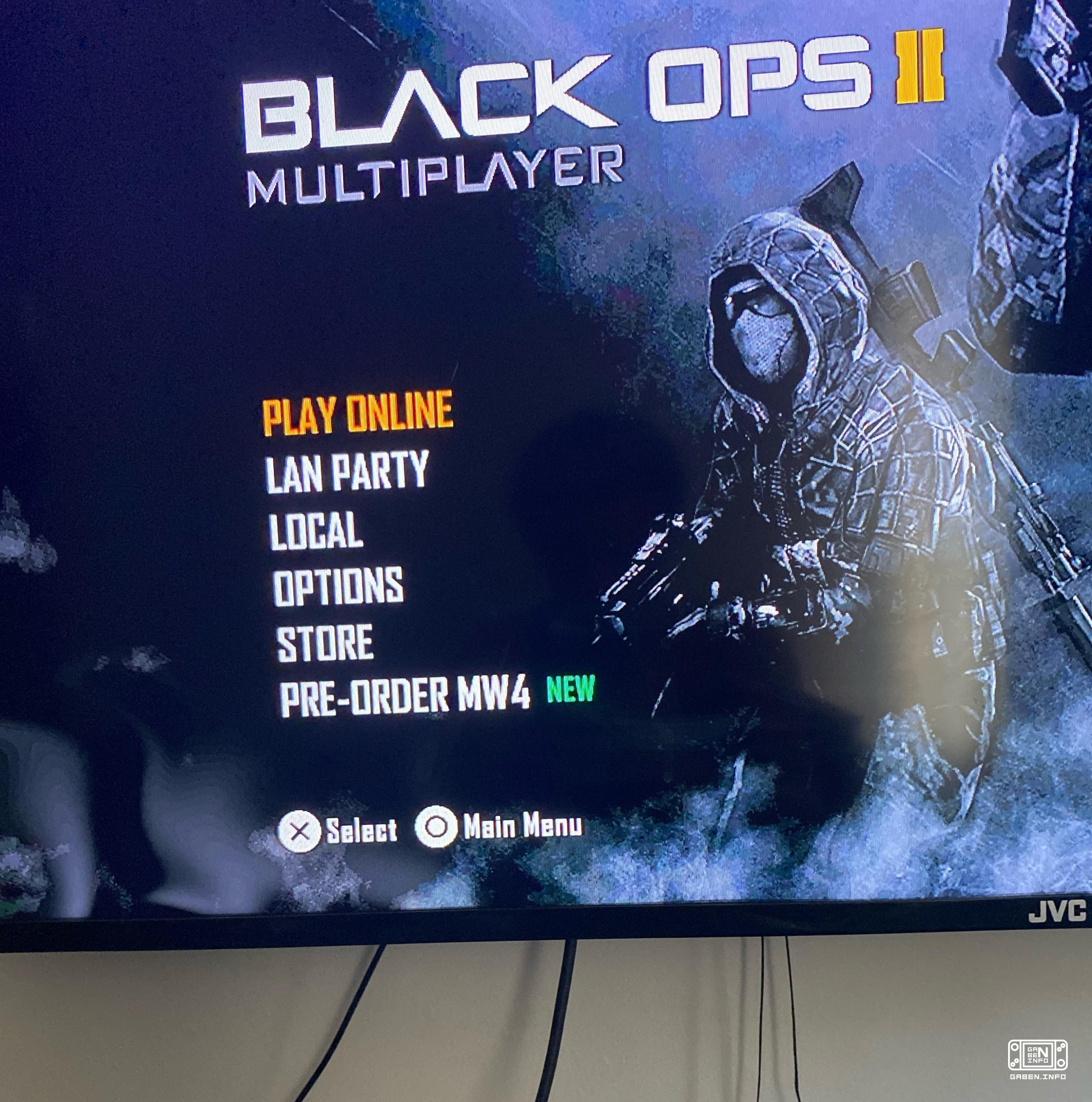 В главном меню Black Ops II для PlayStation появился плашка о просьбе предзаказать Modern Warfare 4 Мы живём в той эпохе...
