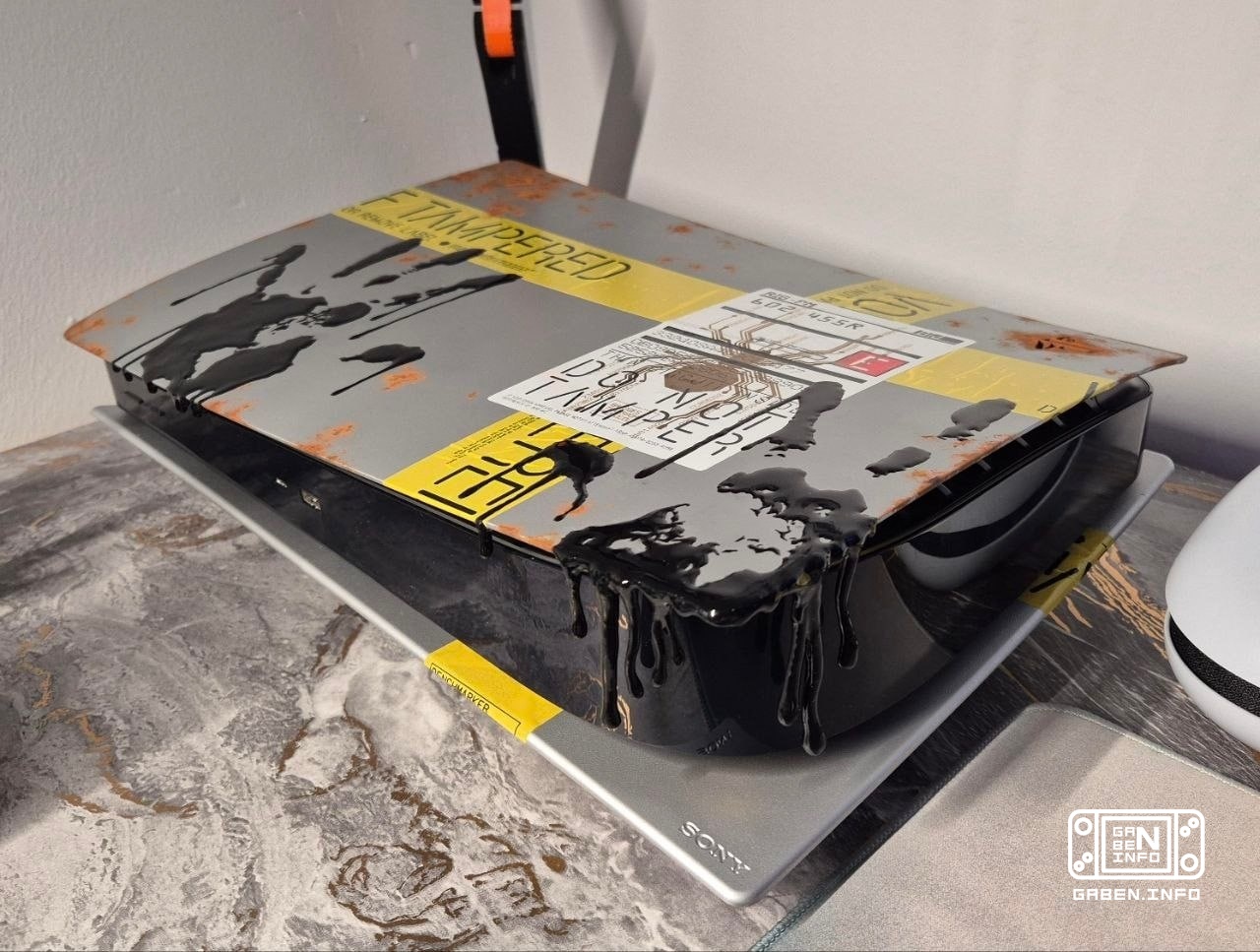Custom PS5 with Death Stranding design ,