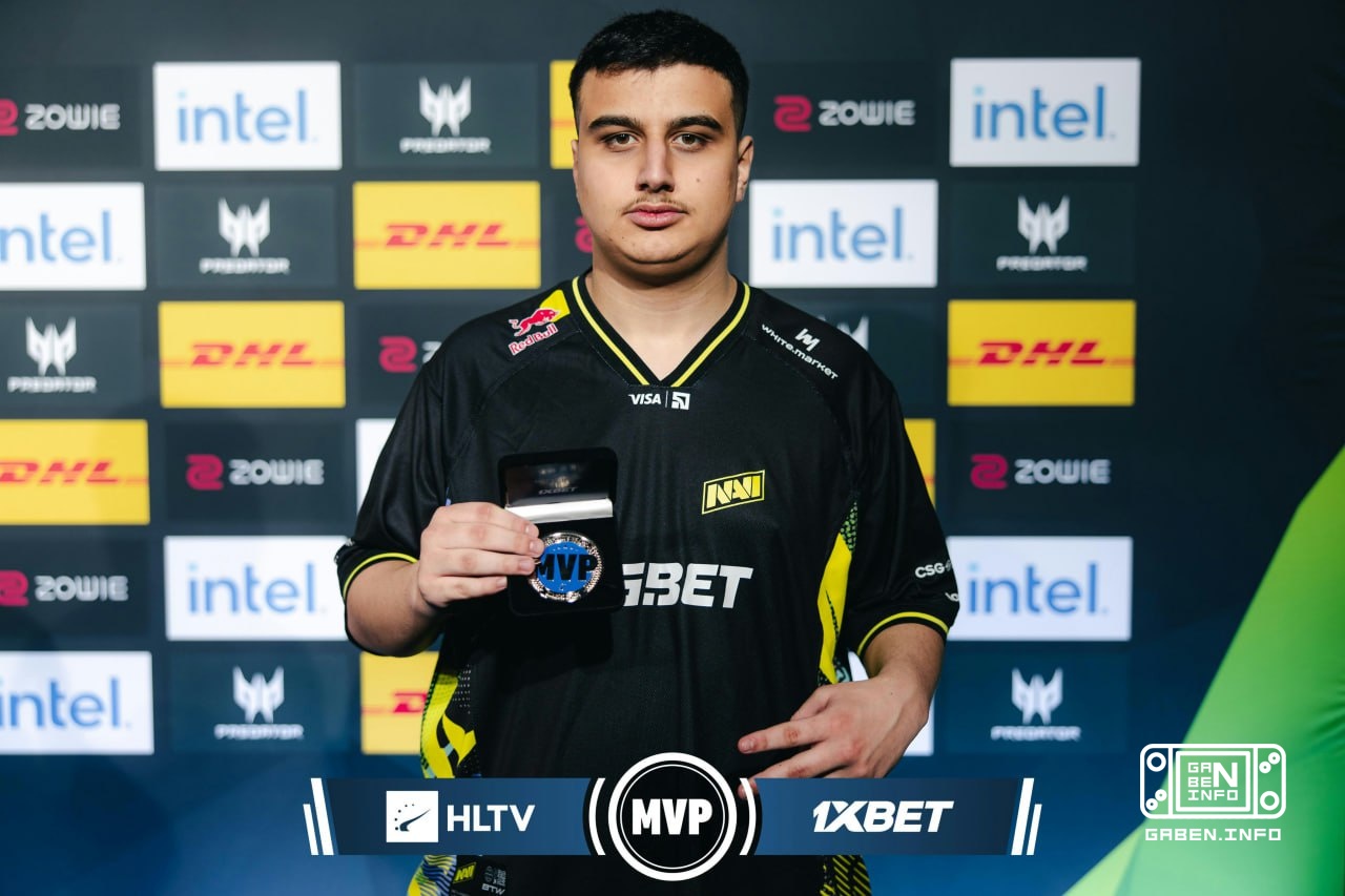 📷 Champion and his first medal.Photo 2.