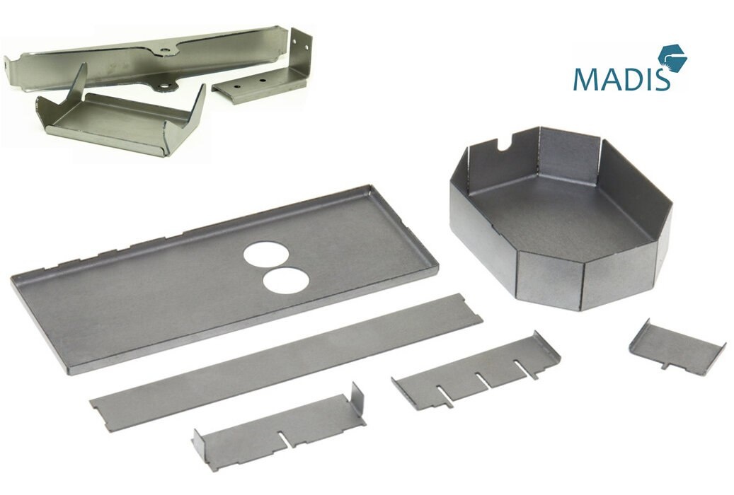 Metal kesimleri. Depo parçaları. Metal esnekliği. Yüksek kaliteli ve hızlı metal işleme için modern kesim teknolojileri ...