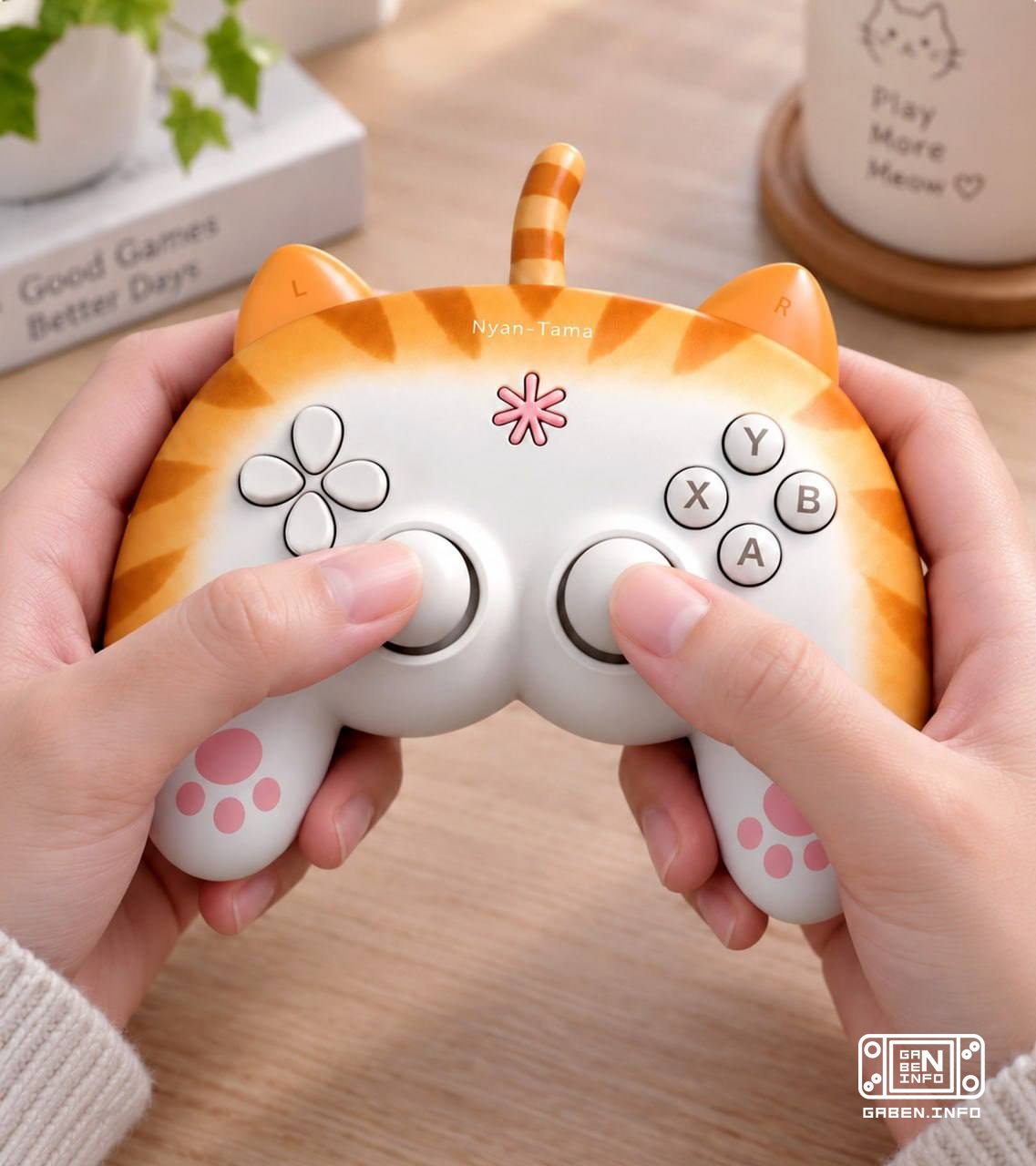 Kontroler yang sempurna untuk kucing Di internet, mereka menemukan gamepad dengan stik-stick seperti kucing.