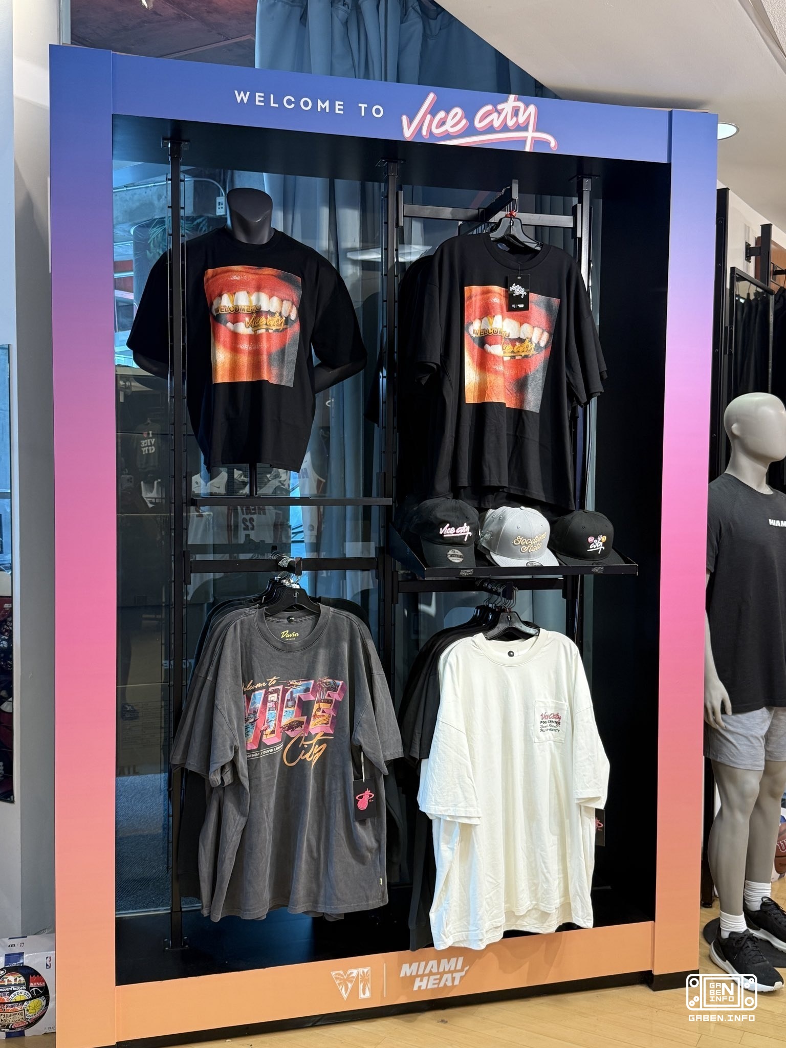 Ngày hôm nay, cửa hàng "Casey Center" sẽ mở cửa, nơi sẽ có một cửa hàng GTA VI của Miami Heat. Một số người đã có thể ch...