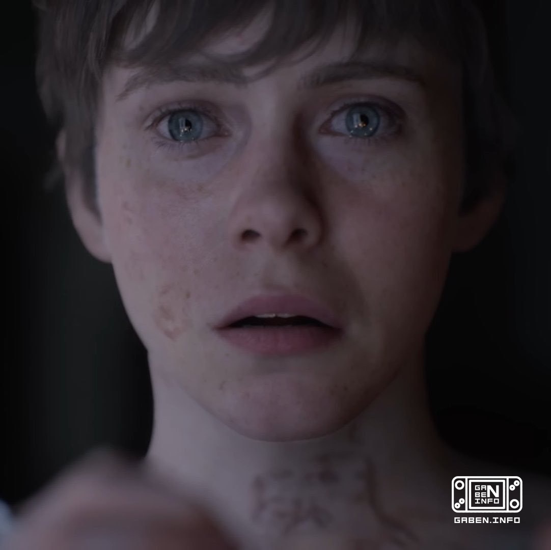 突然,コジマが襲ってきて ソフィア・リリースの彫像を OD GIVE US P.T.,KOJIMAに展示しました!