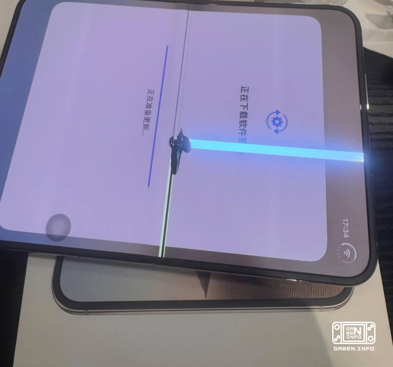 Welcome to the crackgate. Dozens of new iPhone Duo buyers around the world complain that their screen has cracked either...