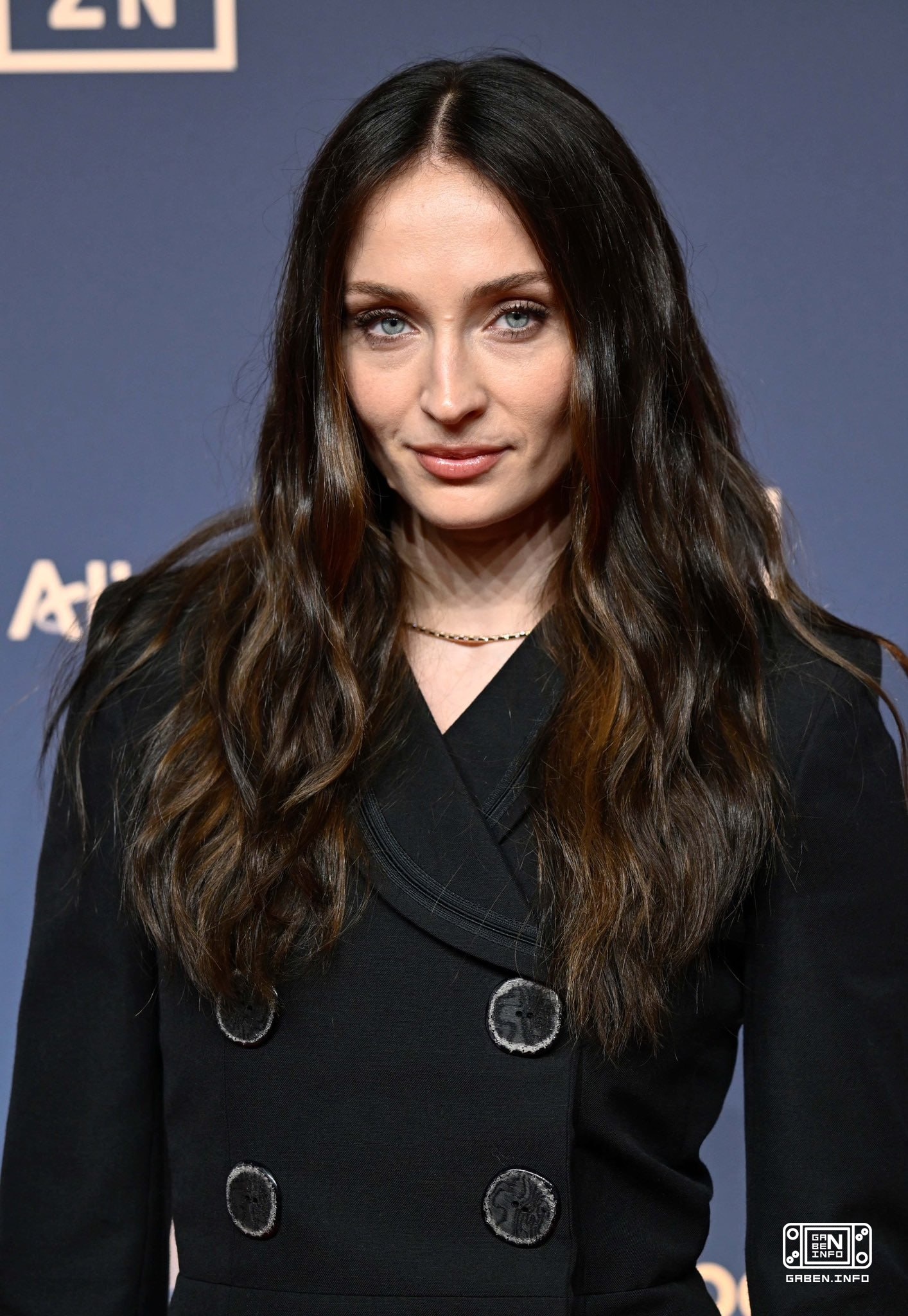 Bez Hollywoodu na głównej nagrody w świecie piłki nożnej, Sophie Turner i jej wystąpienie na ceremonii Złoty piłka.