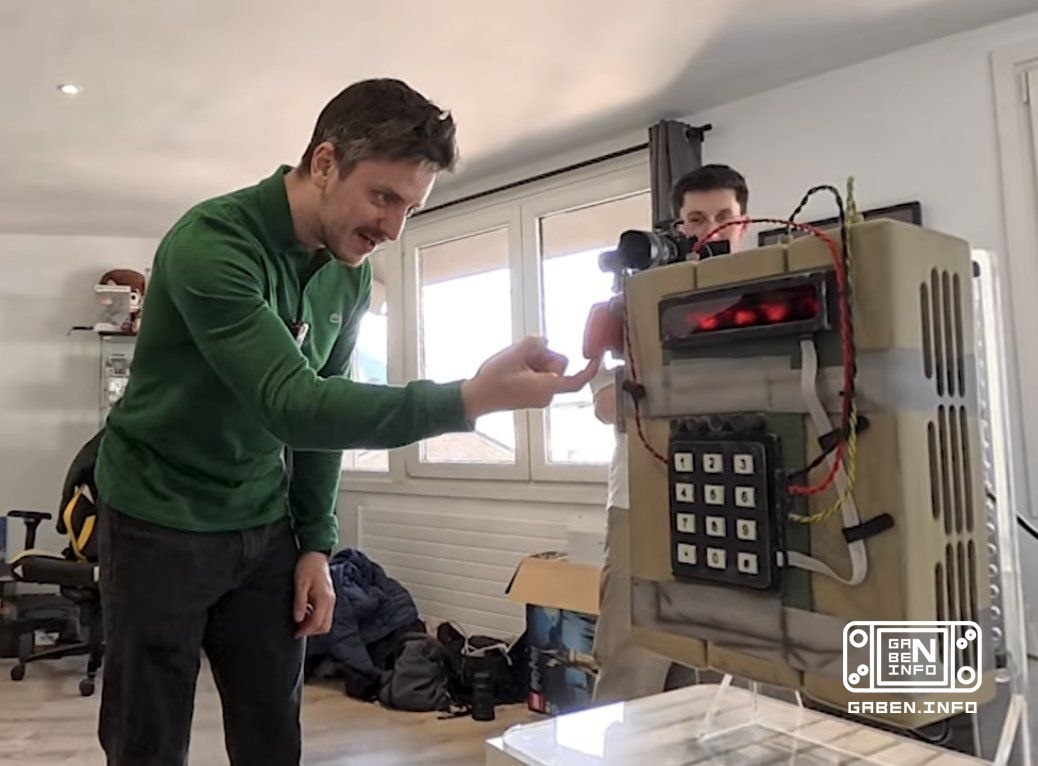 New apEX computer.And no, it's not AI, it's a gift from French YouTubers.🏆 Counter-Strike