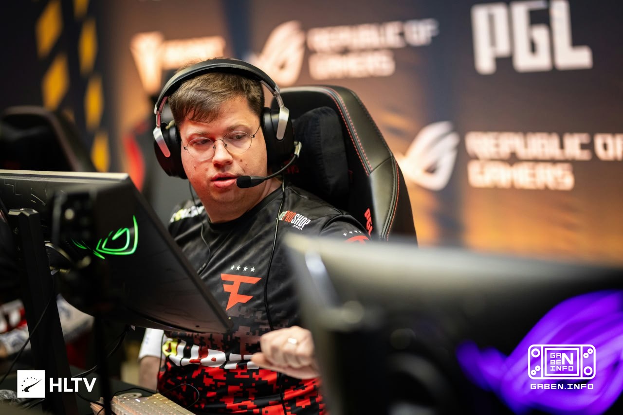 Unsinkable captain 🇪🇺 FaZe will bring his team to another VRS farming tournament in Belgrade instead of PGL Bucharest.Th...