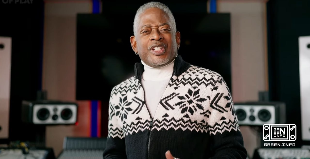 The original voice actor will return to his role as Kratos in the remake