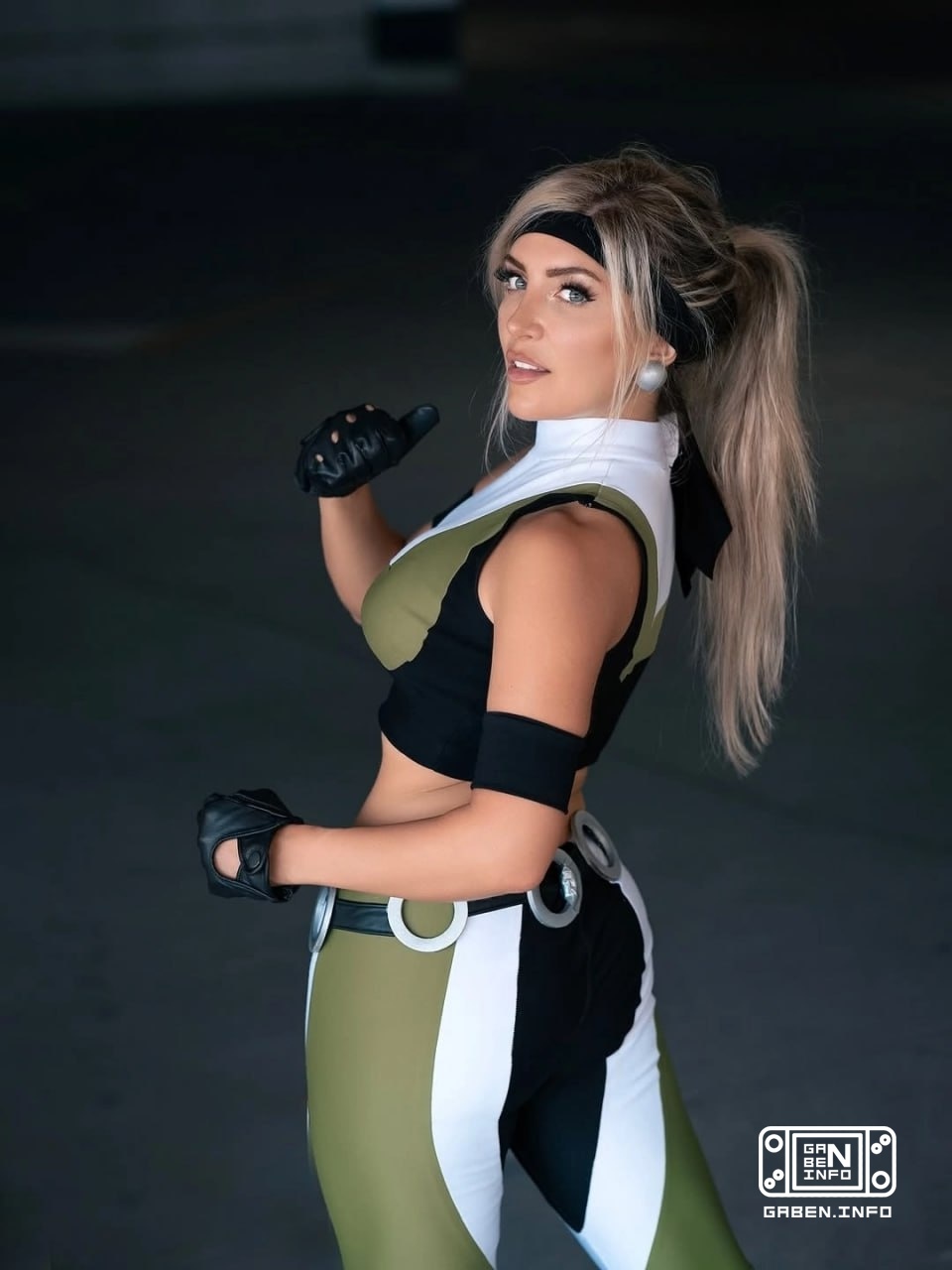 Lisa Mancini as Sonya Blade👍