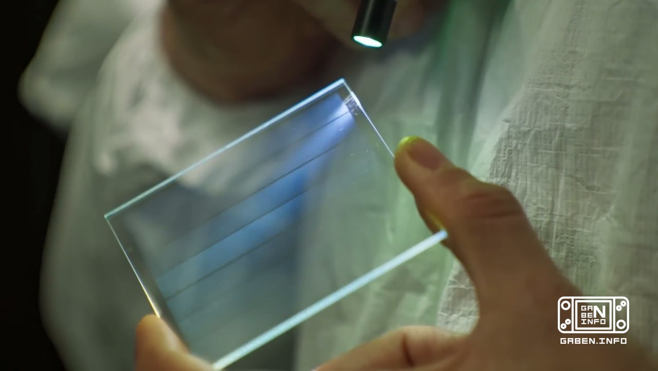 👍 Here a breakthrough is planned in digital information storage media.Microsoft has unveiled the new Project Silica, a d...