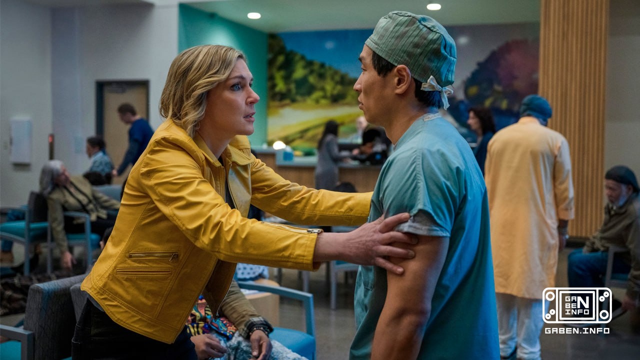 Vince Gilligan said that according to the original plan, the extras from the series “One of Many” were supposed to act n...