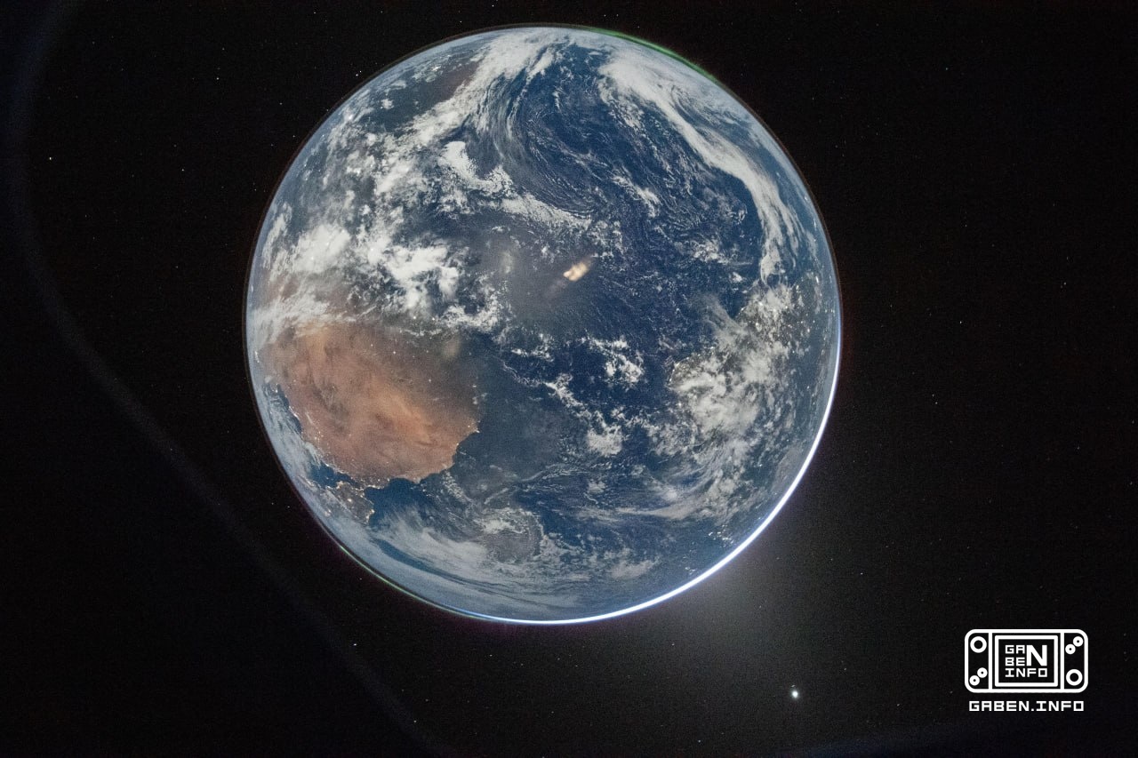 NASA has published two photos of the Earth taken by participants in the Artemis 2 mission.These are the first such photo...