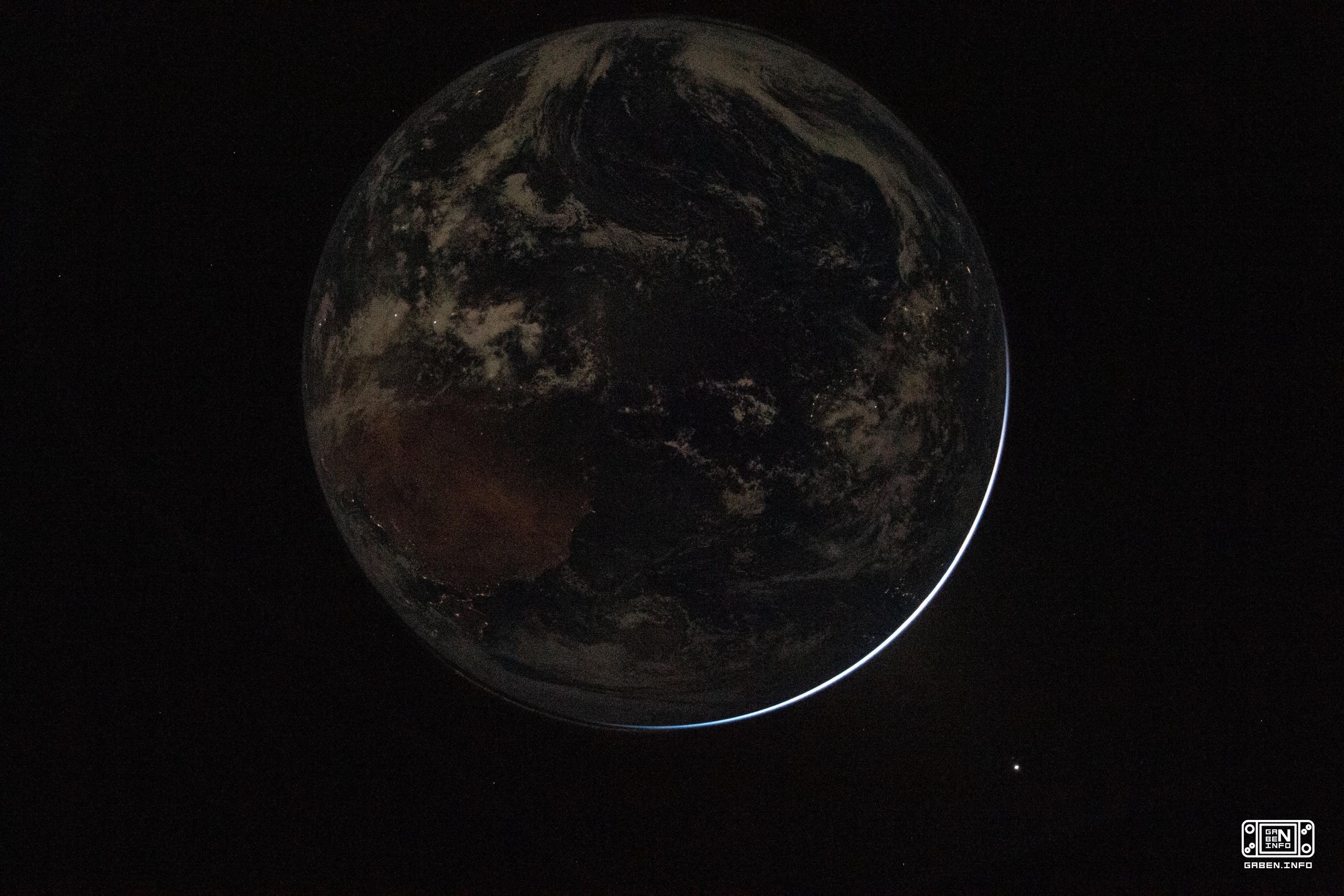 NASA showed a couple more photos of the Earth, which were taken from the Orion spacecraft: so, in the first one you can ...