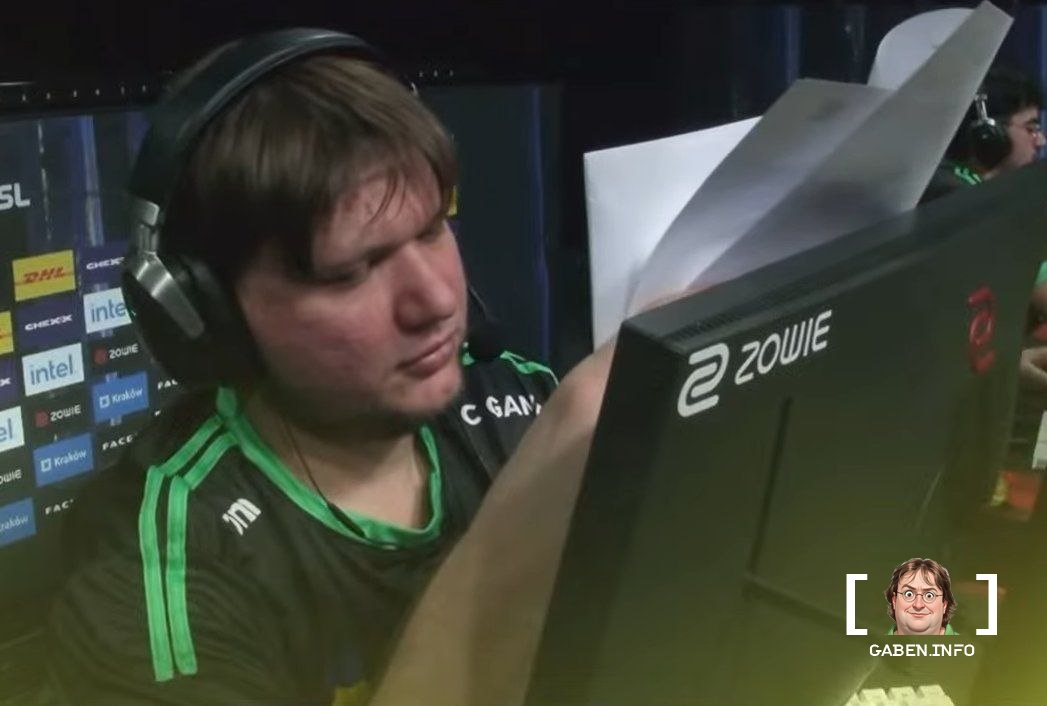 What is he reading there?We write only incorrect options.