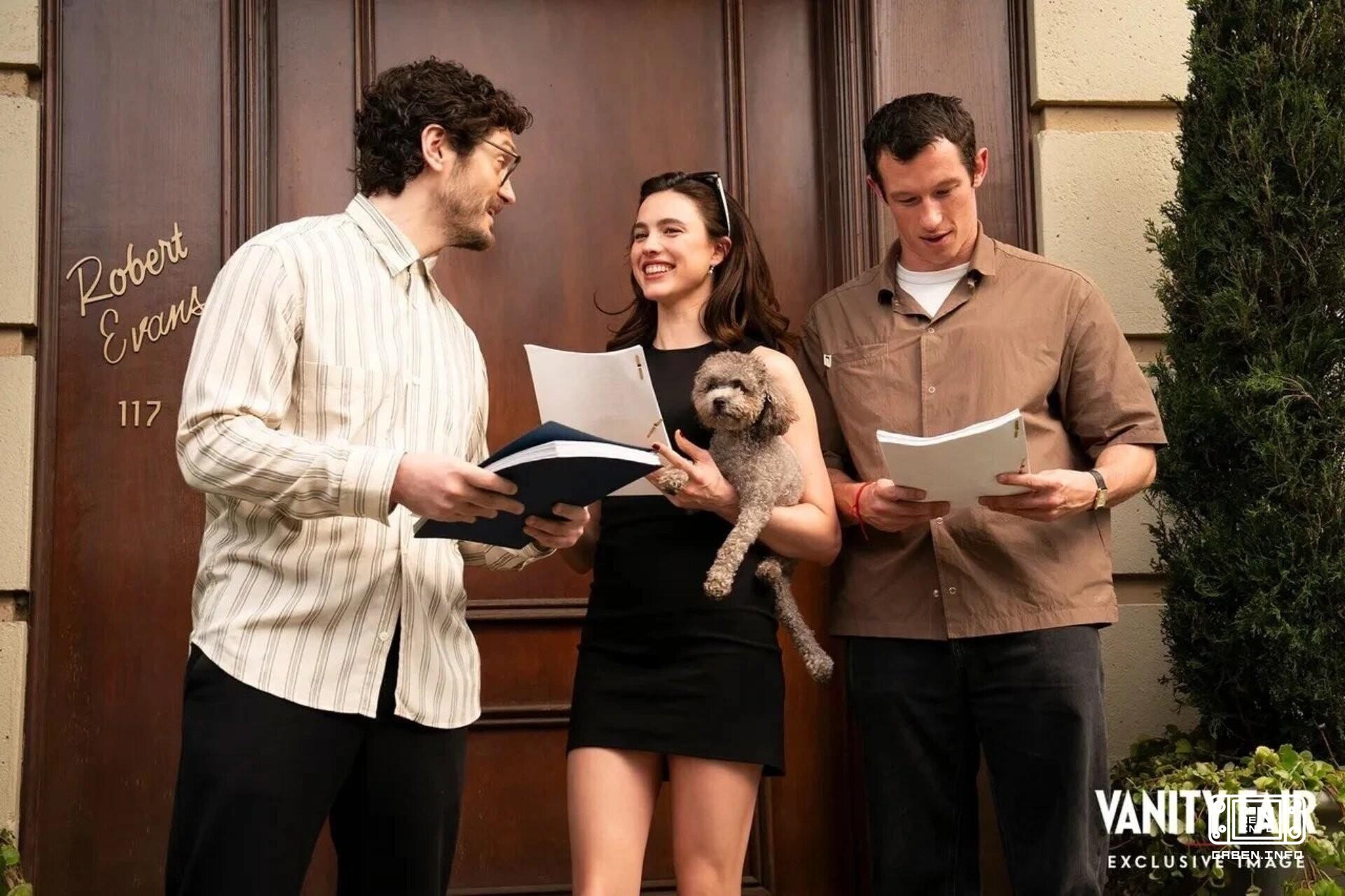 Margaret Qualley and Callum Turner will star in the remake of Taken, the 1981 horror classic.The film will be directed b...